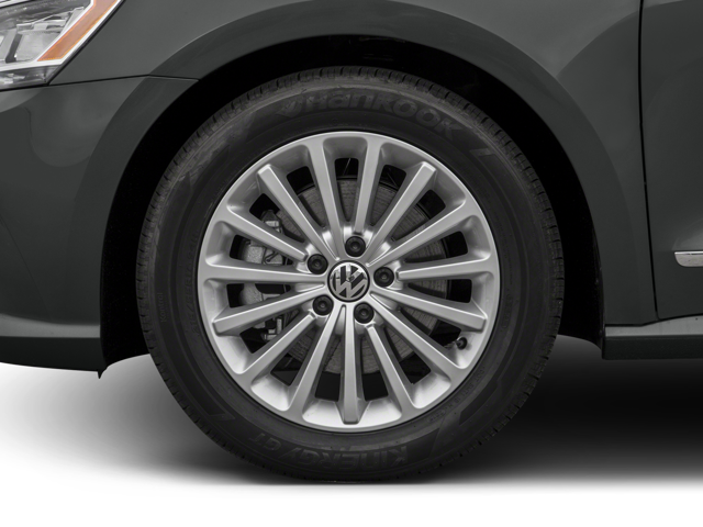 2016 Volkswagen Passat 1.8T SE