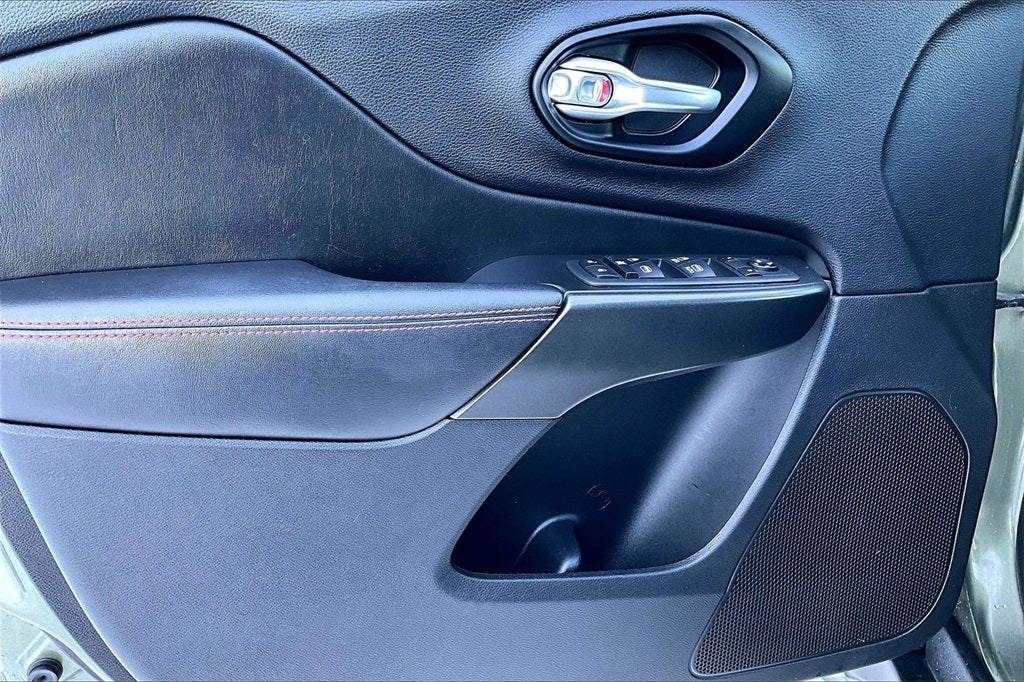 2021 Jeep Cherokee Trailhawk