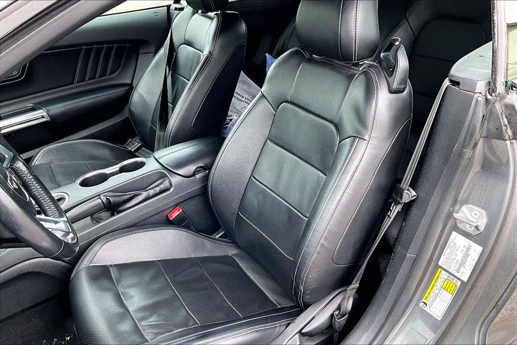 2022 Ford Mustang EcoBoost Premium