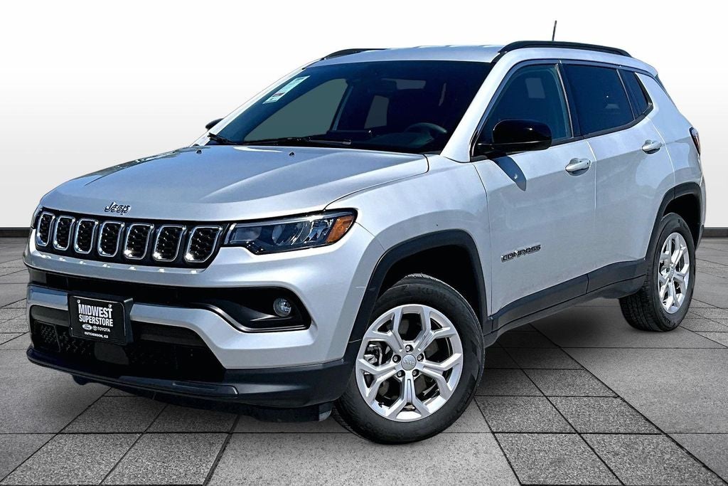2024 Jeep Compass Latitude 4X4's photo