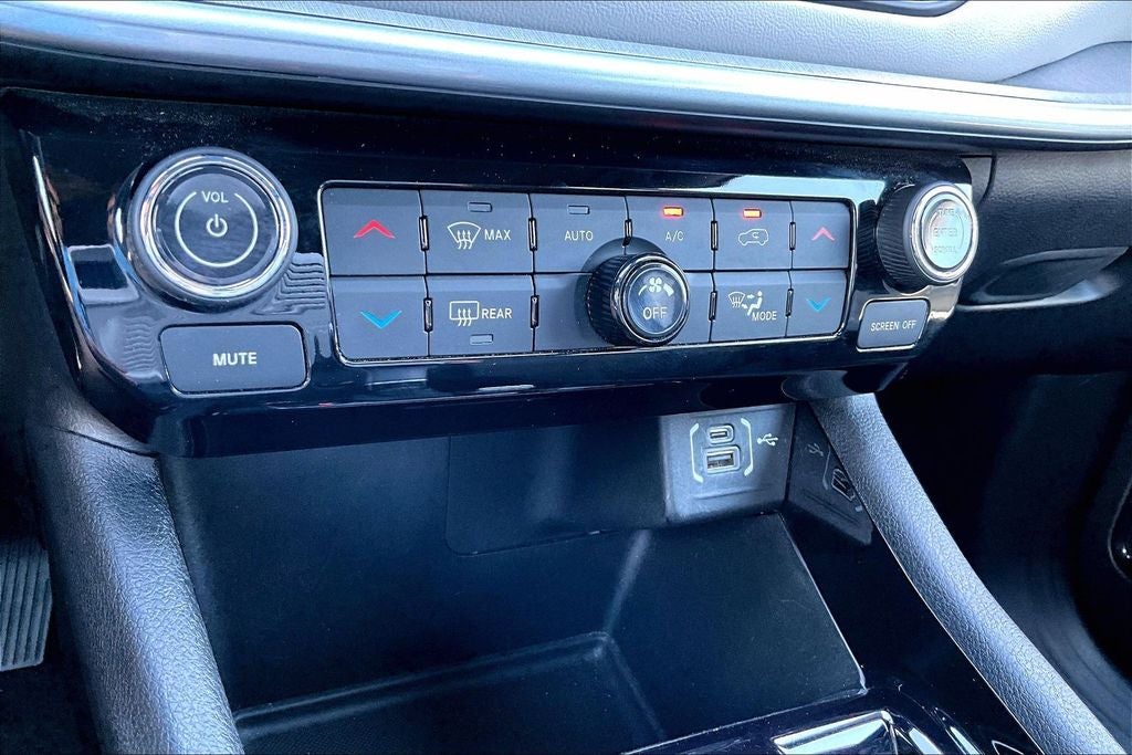2025 Jeep Compass Limited - Photo 32