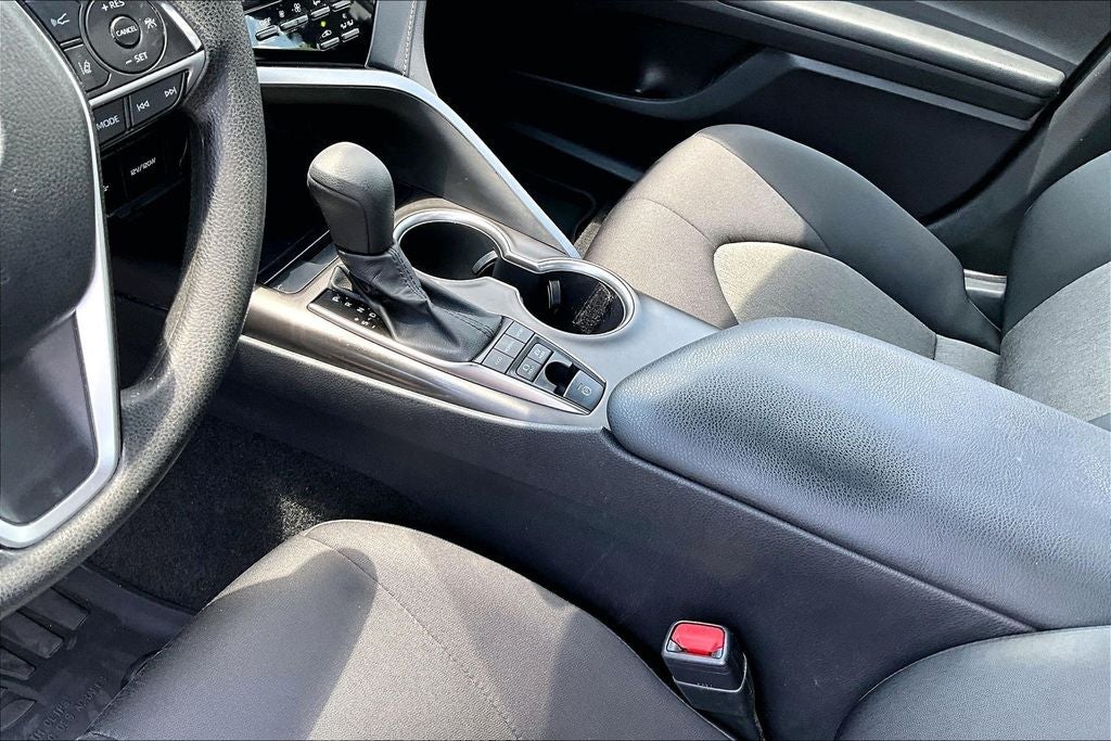 2021 Toyota Camry Hybrid LE