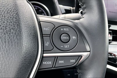 2023 Toyota Camry Hybrid XLE