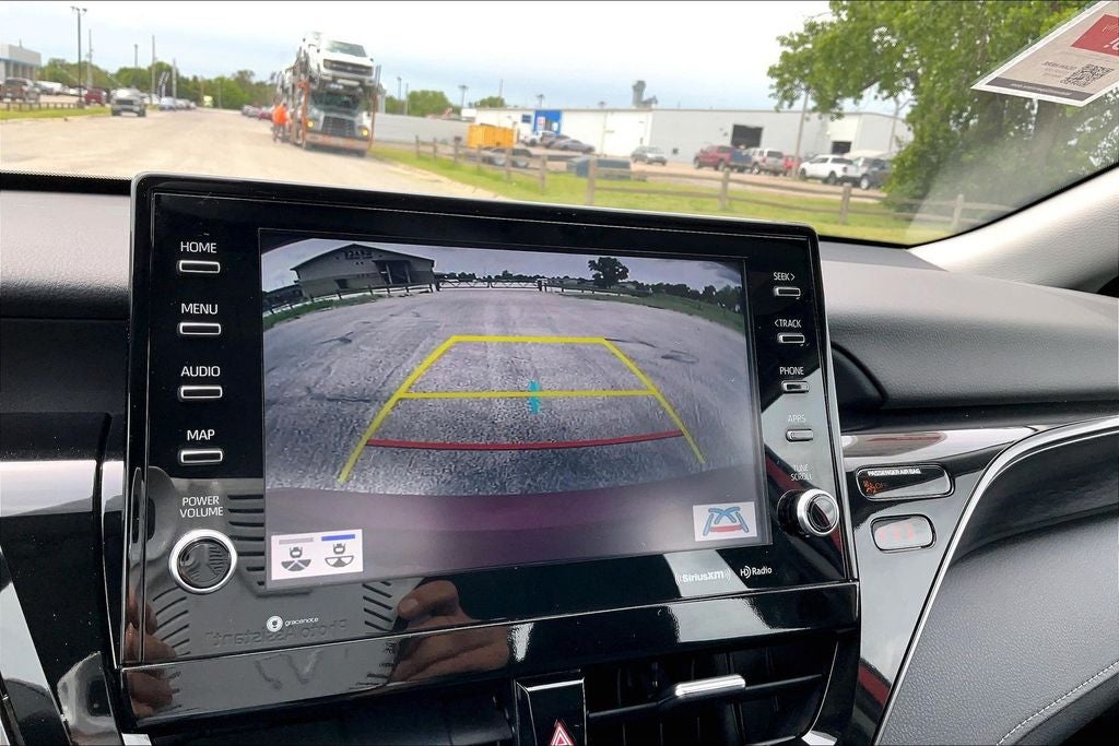 2023 Toyota Camry Hybrid XLE