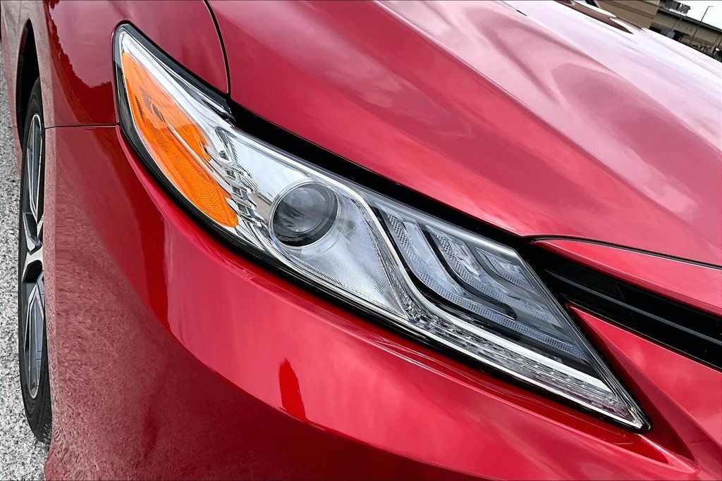 2023 Toyota Camry Hybrid XLE