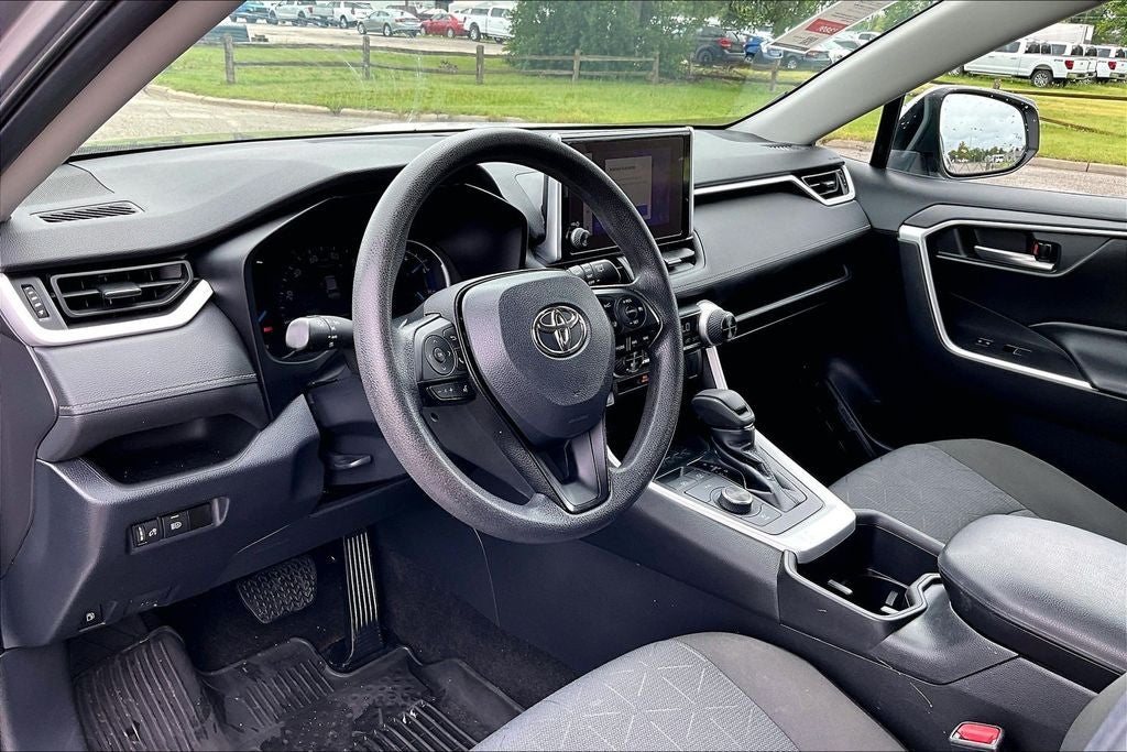 2023 Toyota RAV4 Hybrid XLE