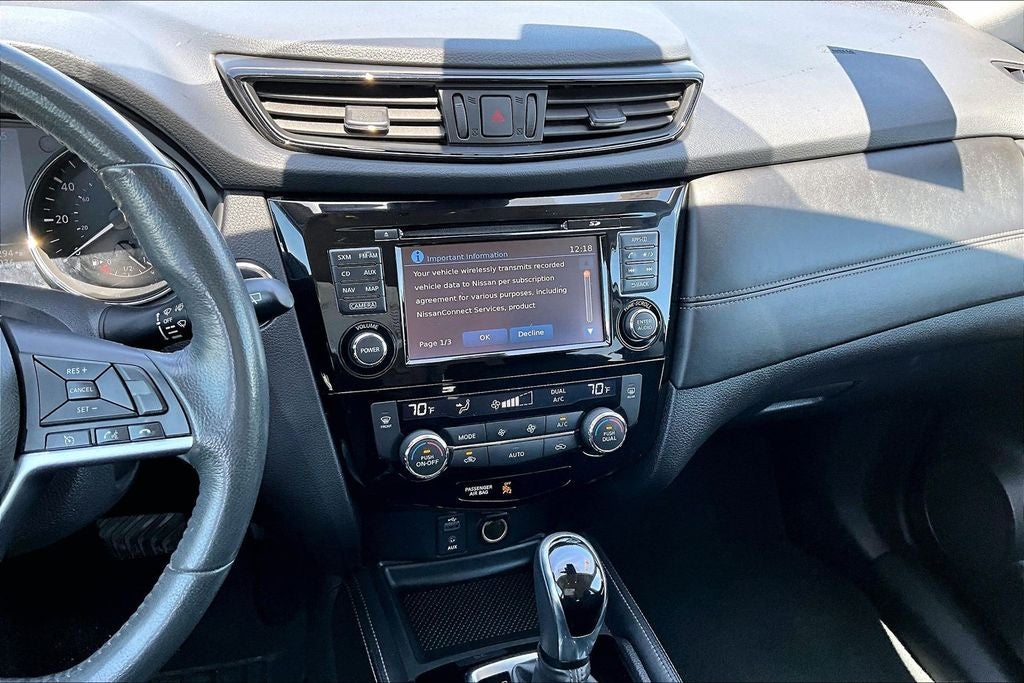 2017 Nissan Rogue SL