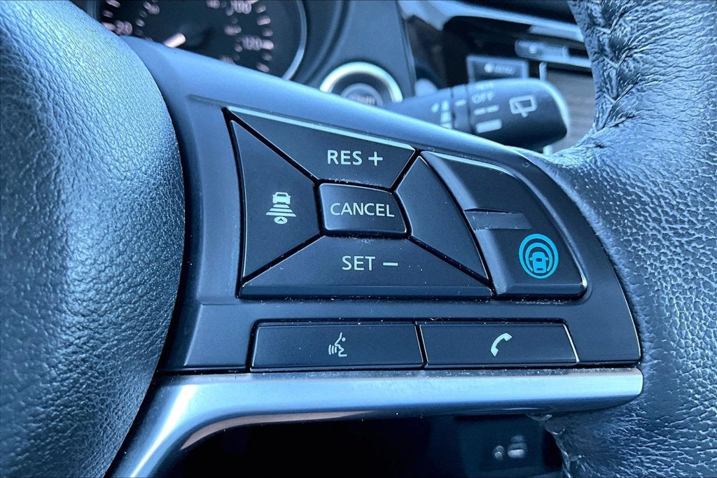 2020 Nissan Rogue SL
