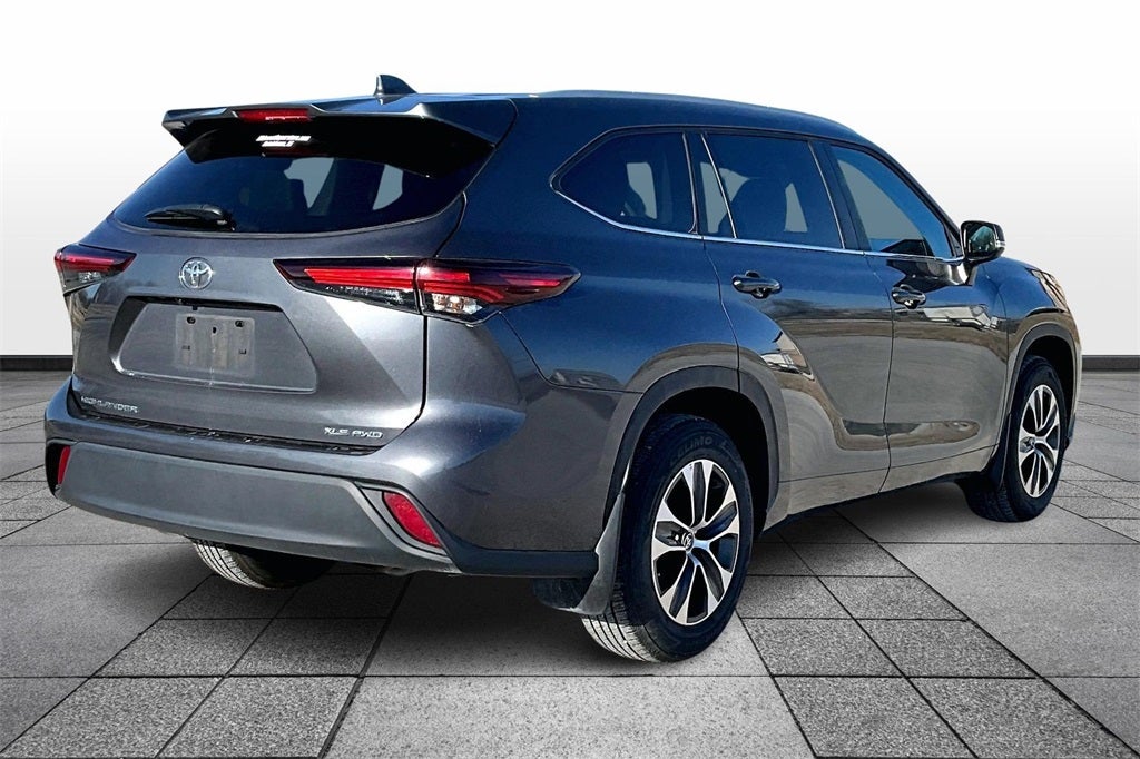 2024 Toyota Highlander XLE
