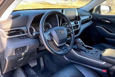 2024 Toyota Highlander XLE