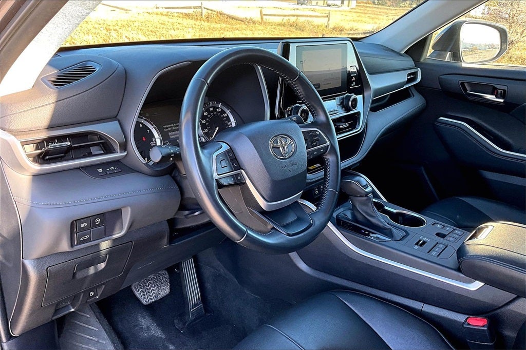 2024 Toyota Highlander XLE