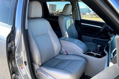 2016 Toyota Highlander XLE V6