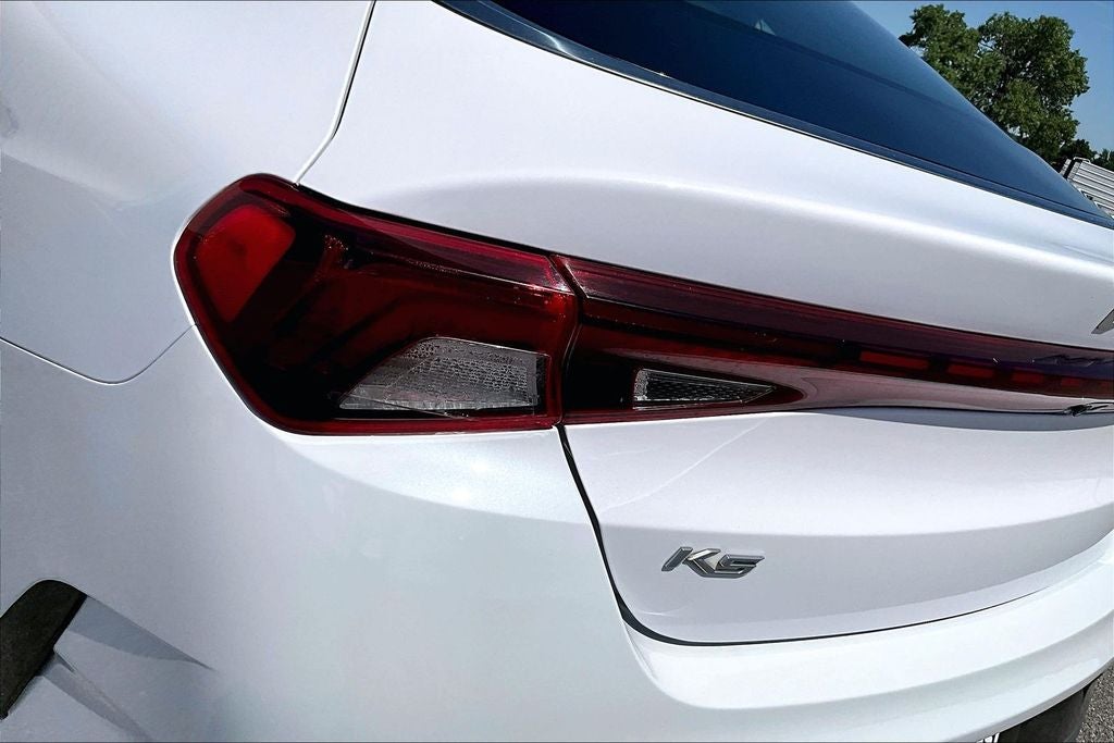 2022 Kia K5 LXS
