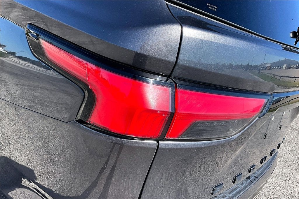 2024 Toyota Sequoia Platinum