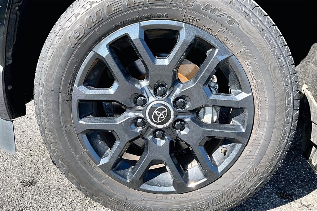 2024 Toyota Sequoia Platinum