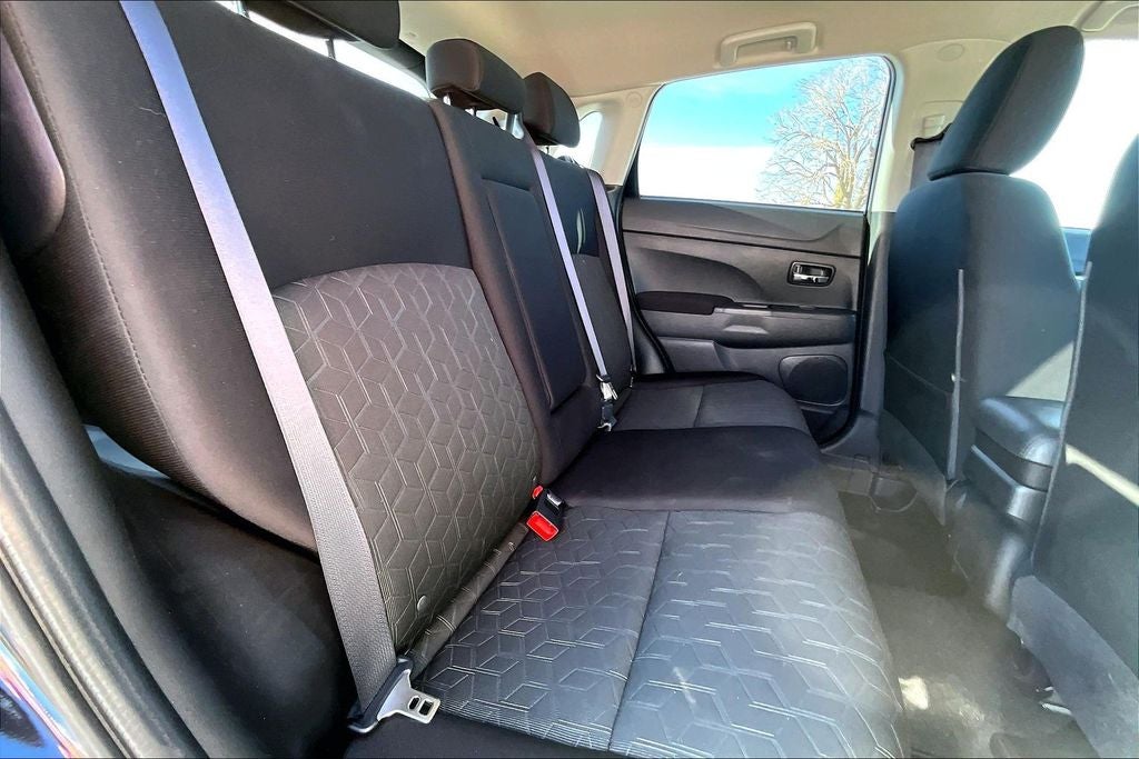 2025 Mitsubishi Outlander Sport 2.0 SE