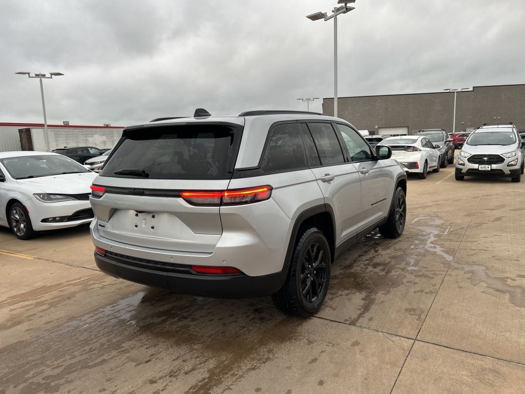 2024 Jeep Grand Cherokee Altitude