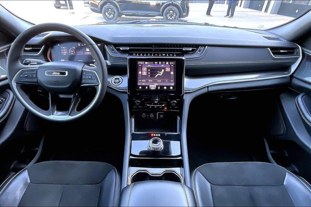 2023 Jeep Grand Cherokee L Altitude