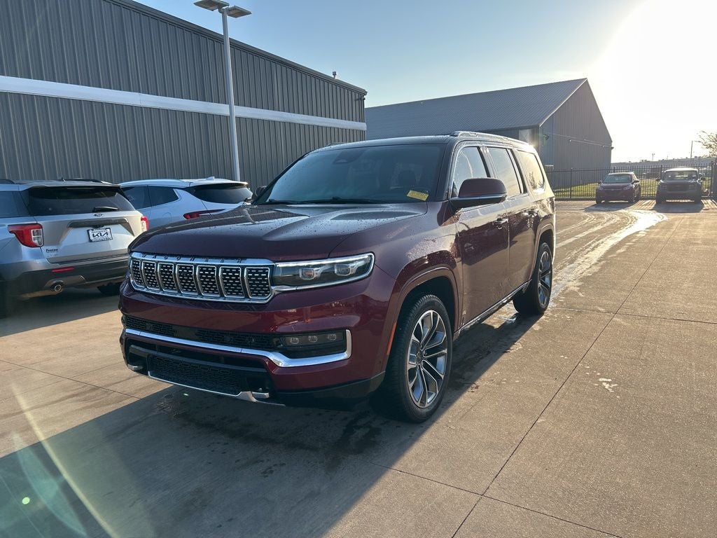 2022 Jeep Grand Wagoneer Series III