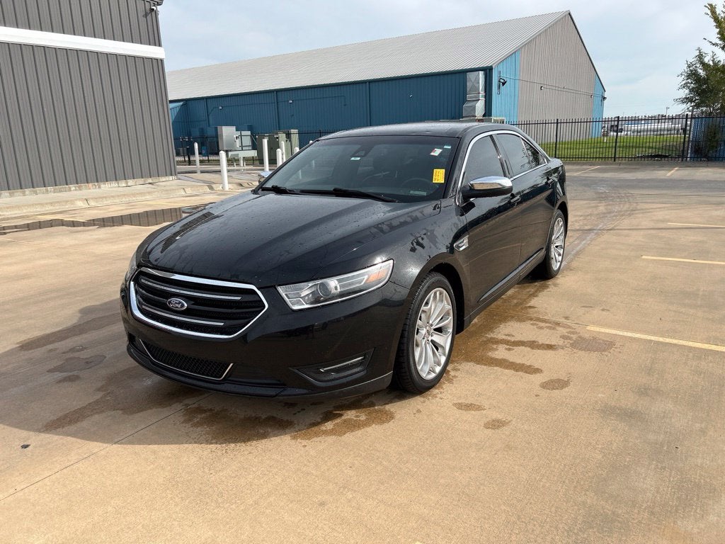 2019 Ford Taurus Limited