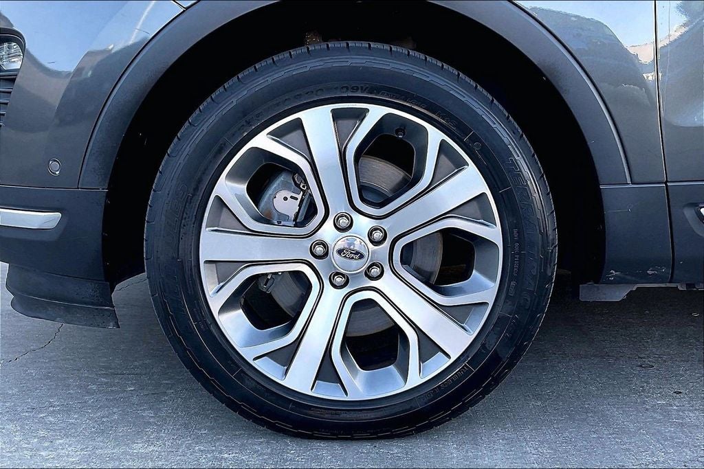 2019 Ford Explorer Platinum