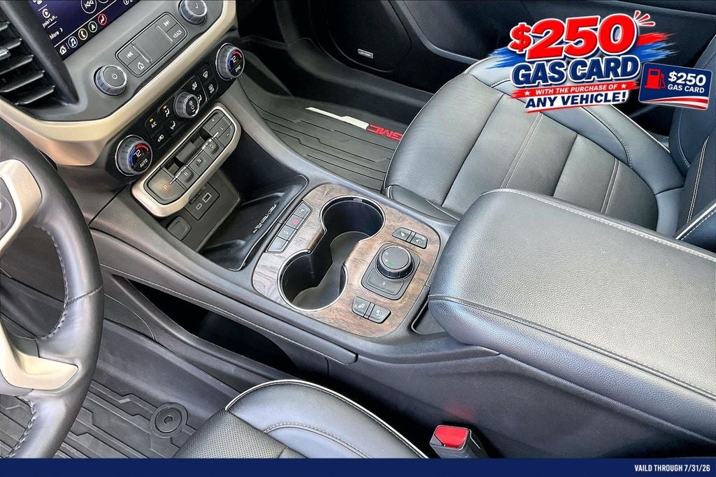 2022 GMC Acadia Denali