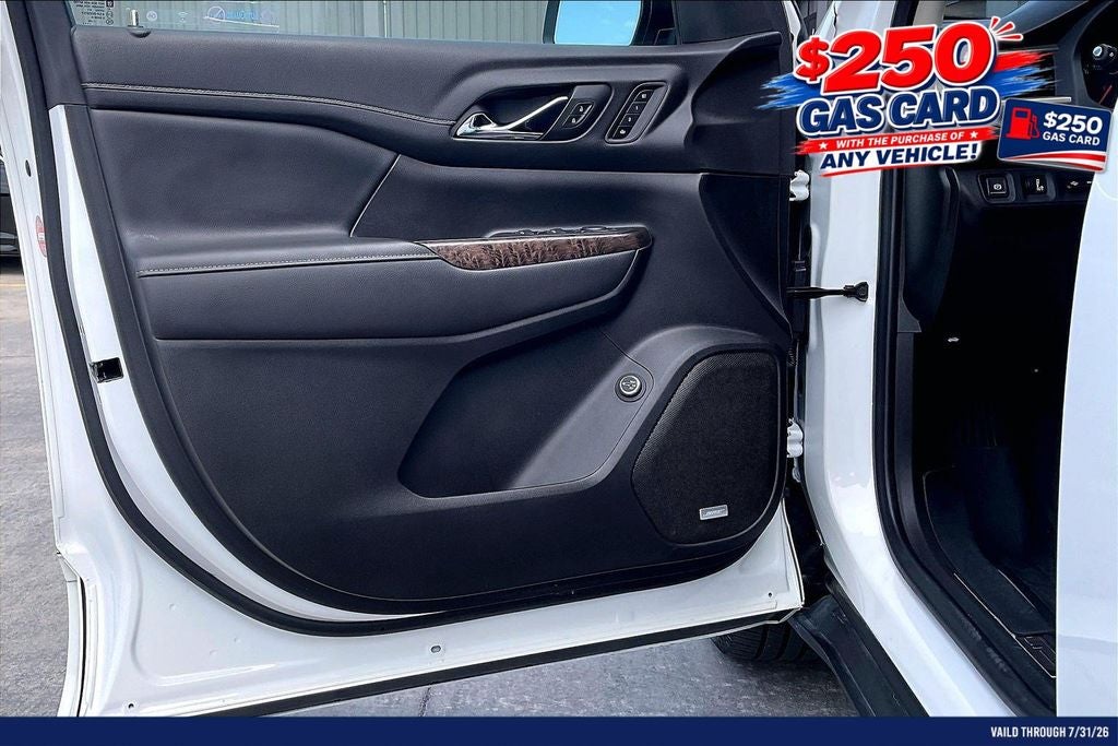 2022 GMC Acadia Denali