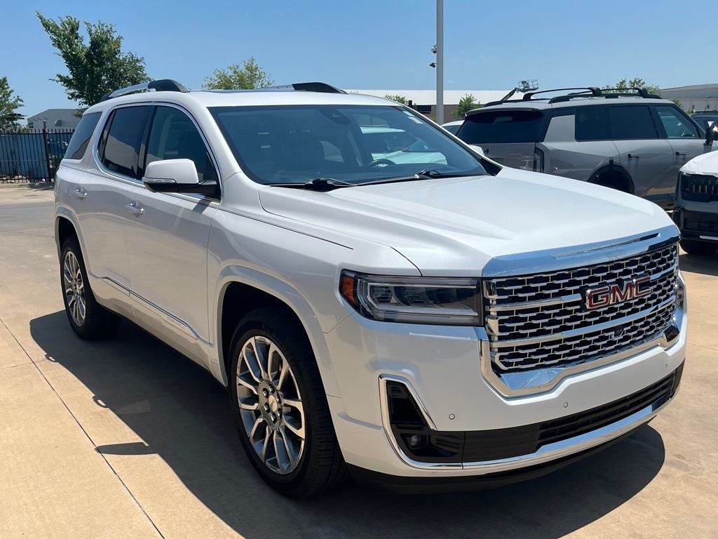 2022 GMC Acadia Denali