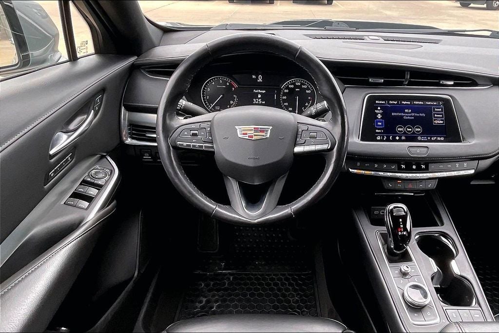 2023 Cadillac XT4 Premium Luxury