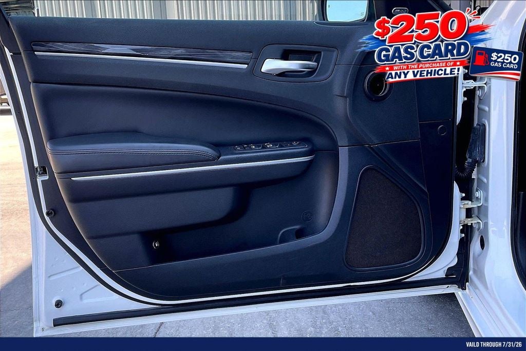 2022 Chrysler 300 Touring