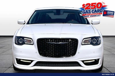 2022 Chrysler 300 Touring