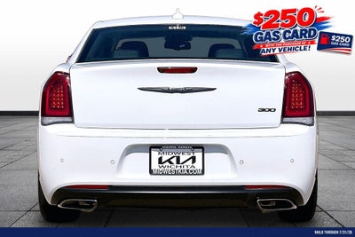 2022 Chrysler 300 Touring