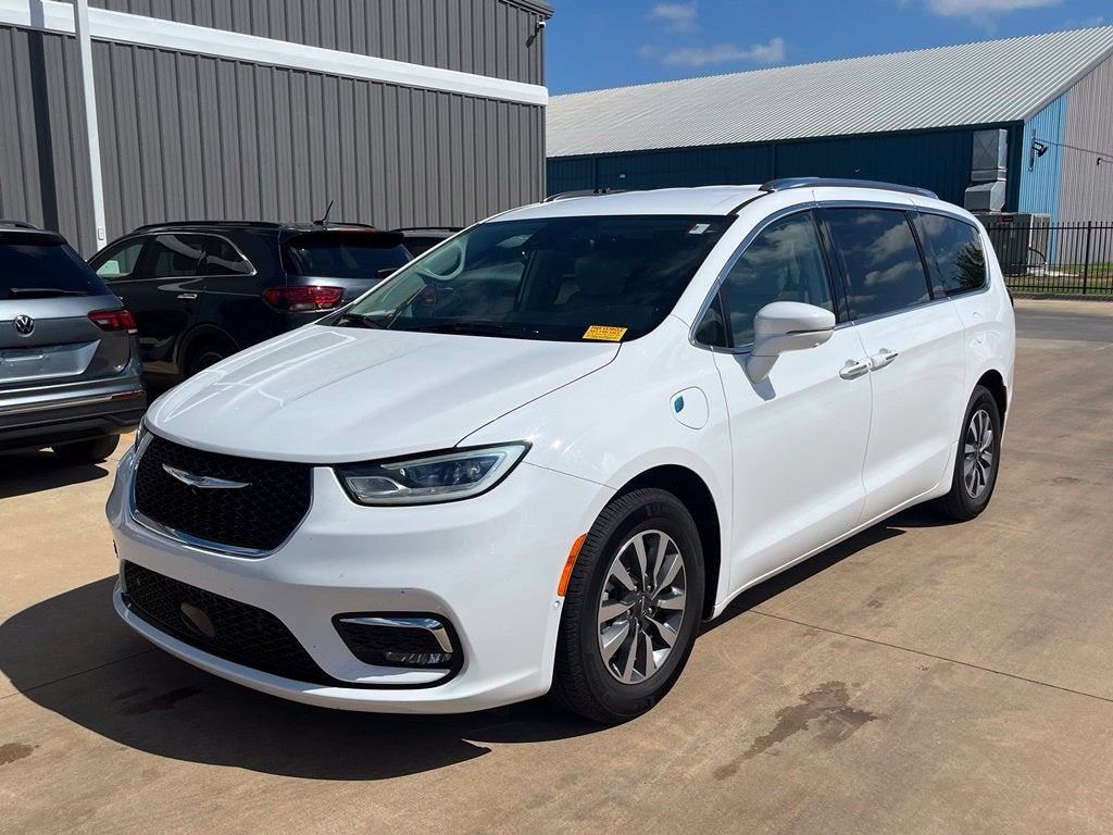 2021 Chrysler Pacifica Hybrid Touring L