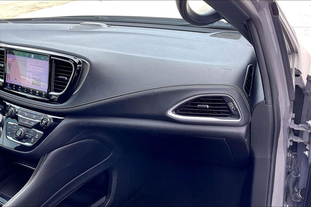 2022 Chrysler Pacifica Hybrid Limited