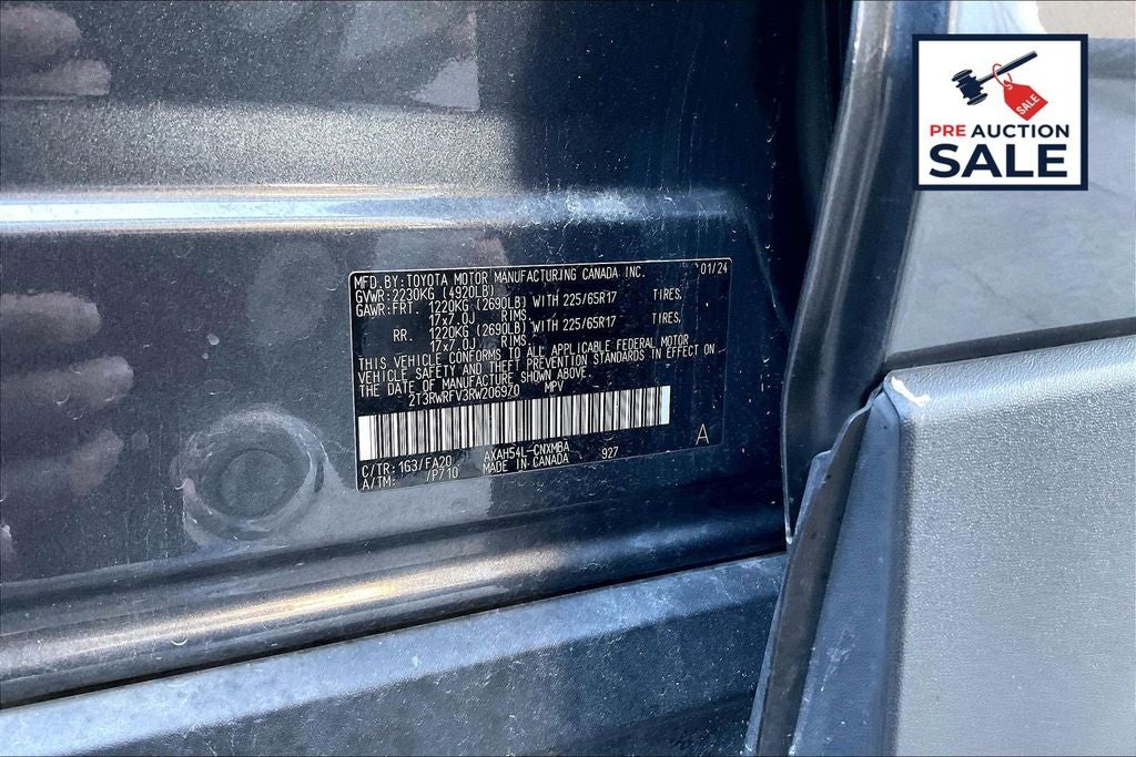 2024 Toyota RAV4 Hybrid XLE