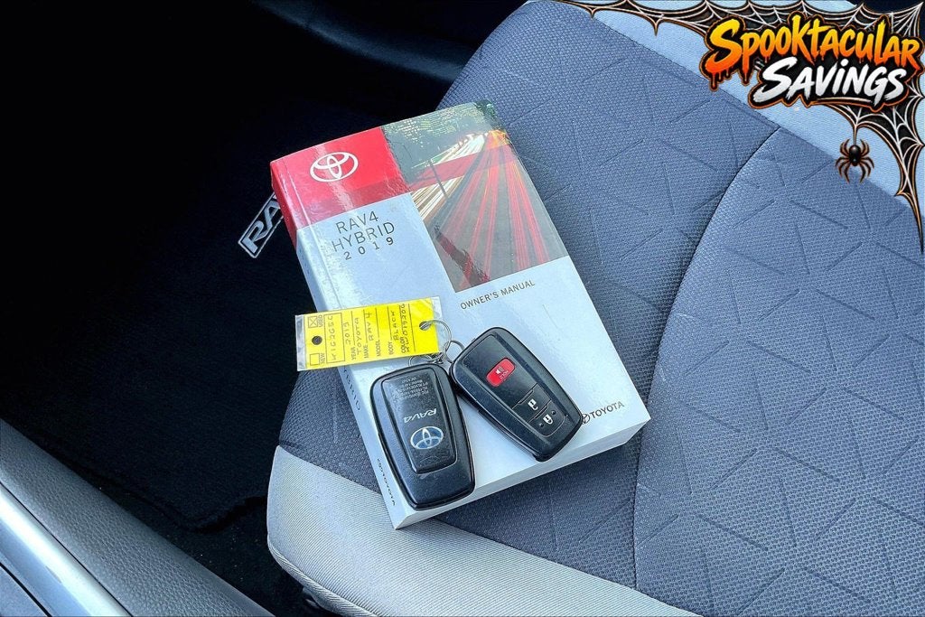 2019 Toyota RAV4 Hybrid XLE