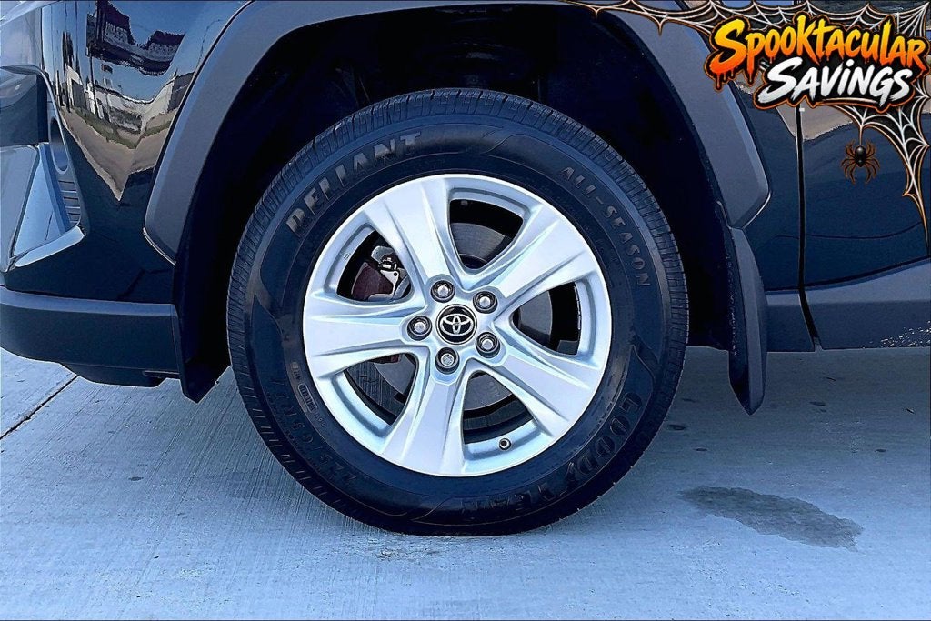 2019 Toyota RAV4 Hybrid XLE