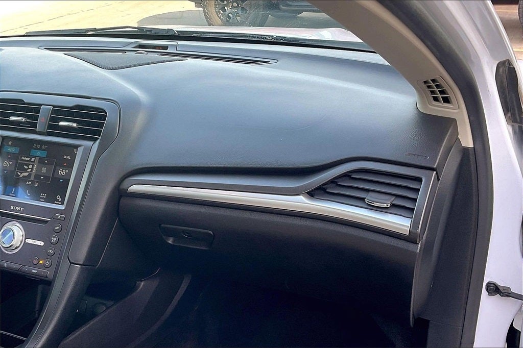 2017 Ford Fusion Hybrid Titanium