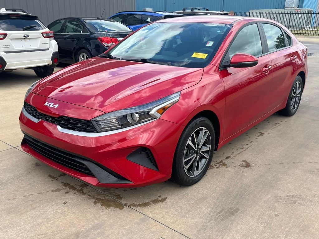 2024 Kia Forte LXS AT's photo