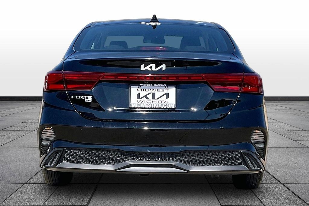 2023 Kia Forte LX