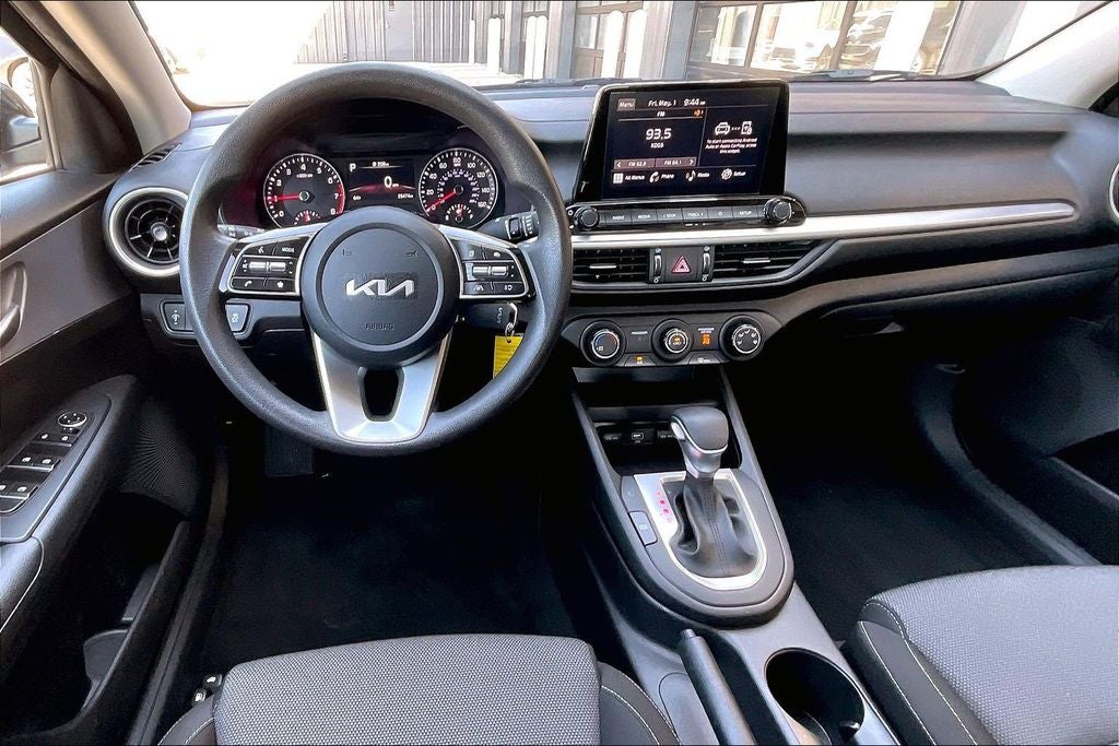 2023 Kia Forte LX