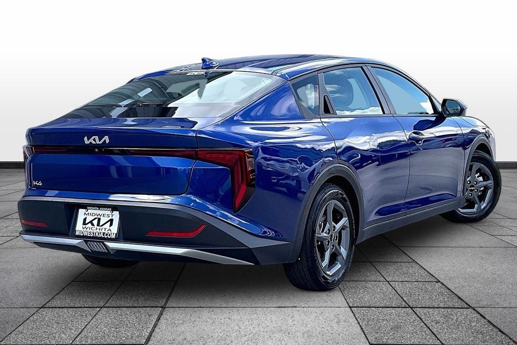 2025 Kia K4 LXS