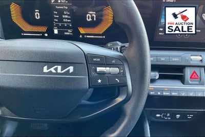 2025 Kia K4 LXS