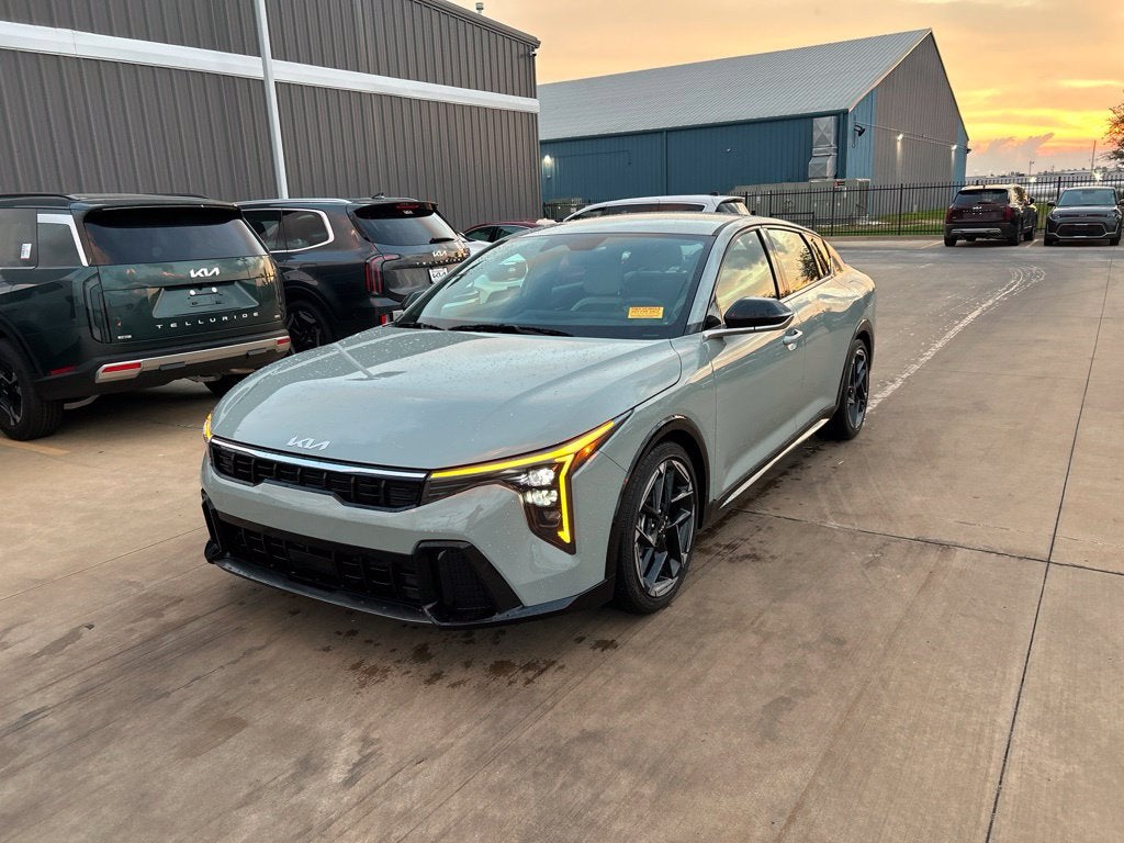 2026 Kia K4 GT-Line