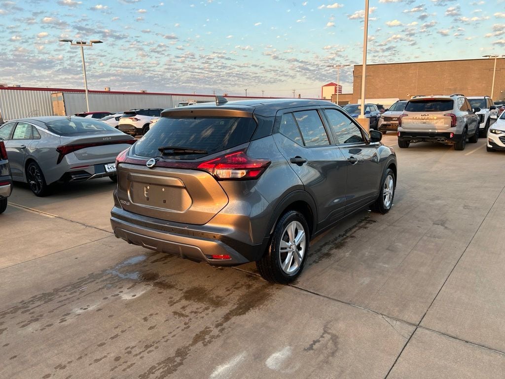 2021 Nissan Kicks S