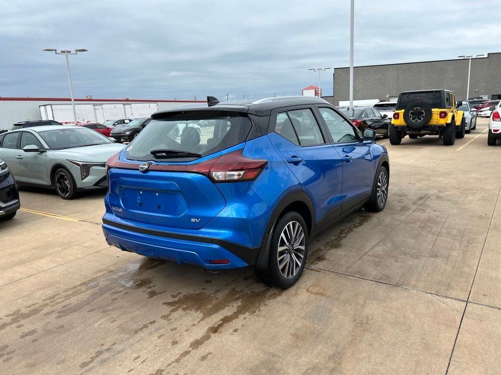 2023 Nissan Kicks SV