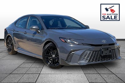2025 Toyota Camry SE