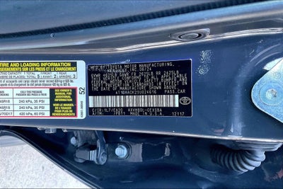 2025 Toyota Camry SE