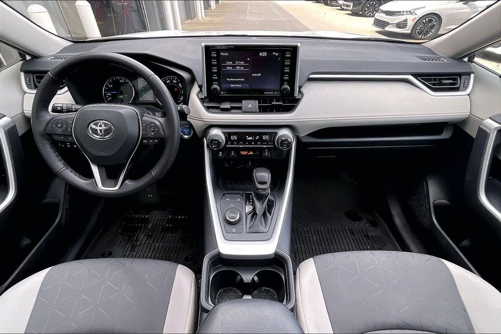2021 Toyota RAV4 Hybrid XLE