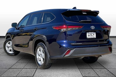 2021 Toyota Highlander LE